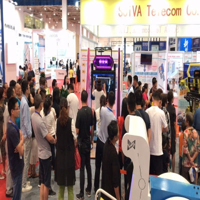 vr體驗(yàn)館加盟多少錢需要哪些方面投資 vr游戲設(shè)備一套多少錢怎么選擇？